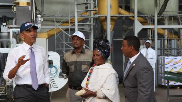 Obama visits ACDI/VOCA&#039;s project participant on July state visit, meets with female farmer.